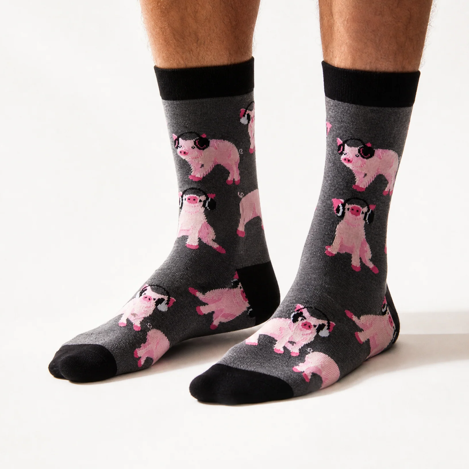 Pig Socks - Pigs in Headphones - Image 4