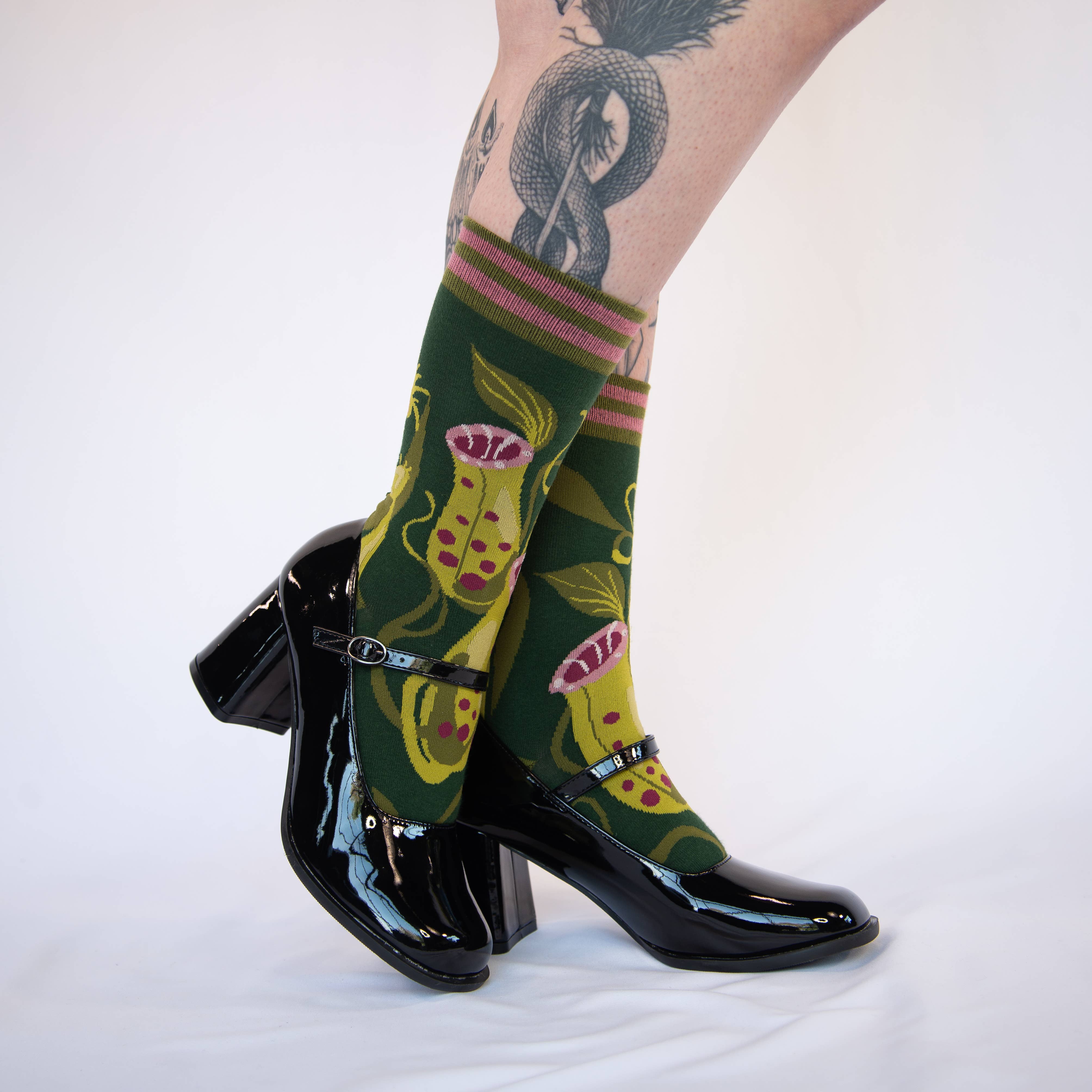 Pitcher Plant Crew Socks - Image 10